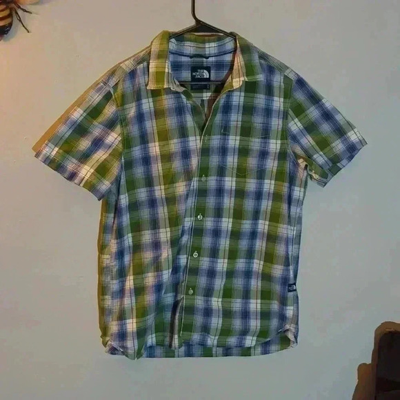 The North Face button up T-shirt, Large, green, blue, green and white - Picture 2 of 6